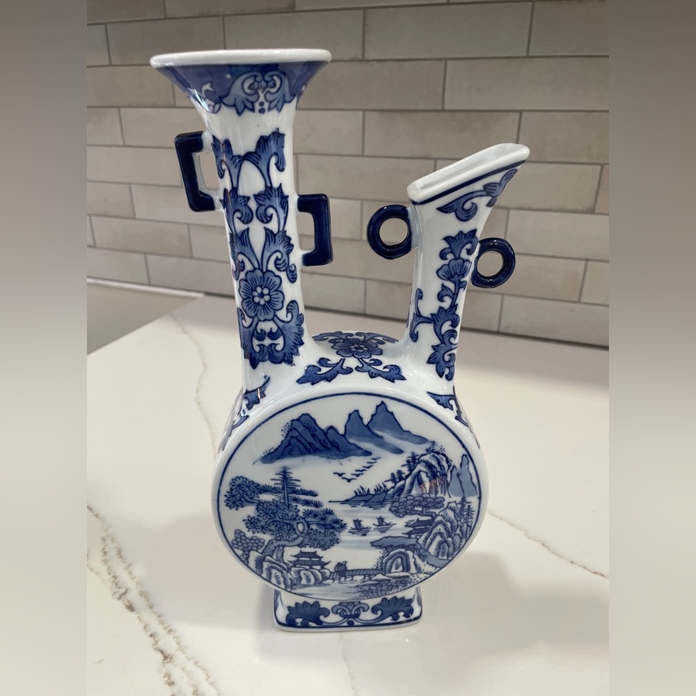 Vintage Blue and White Chinese Duel Neck Vase
